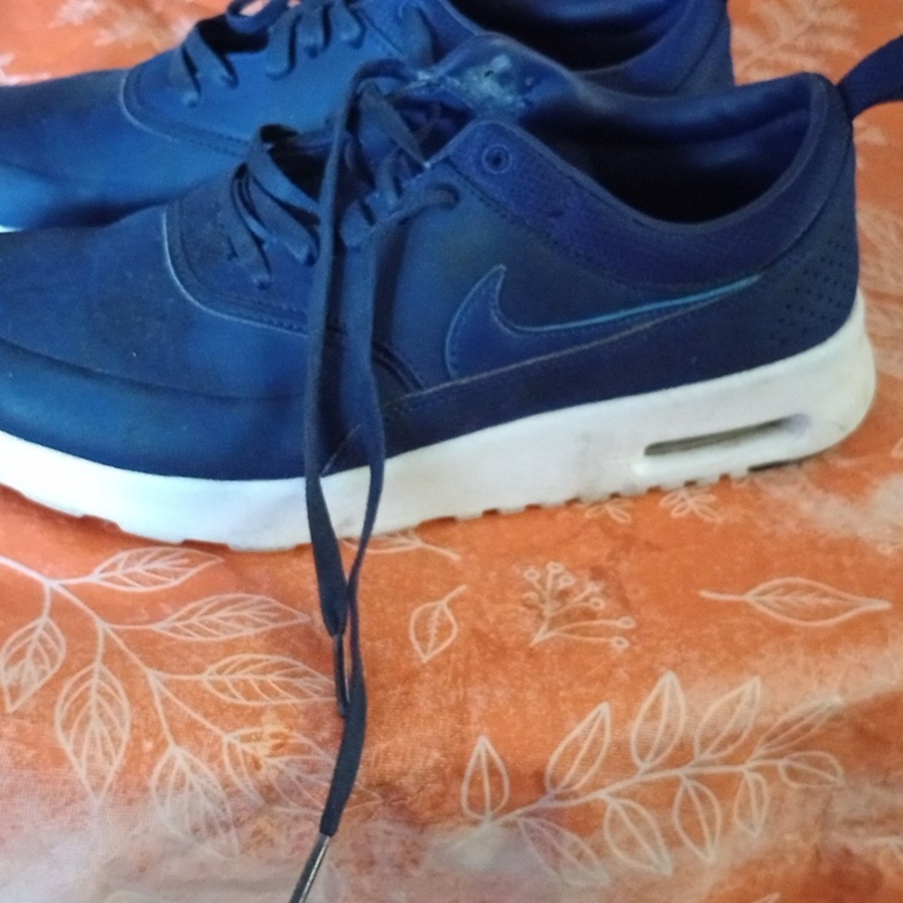 Boys Nike 8